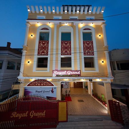 Bed and Breakfast Royal Grand Tambaram Exterior foto